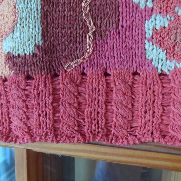 NWOT Susan Bristol Short Sleeve Embroidered Sweater - Size M - Picture 4 of 5